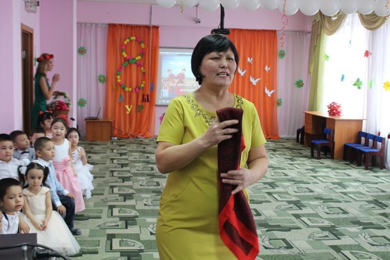 "Ана - гүл, Ана - жыр, Ана - өмір шуағы" мерекелік ертеңгілі